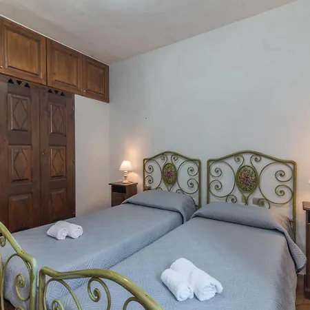 Alba Rossa 1.5km From The Beach - Happy Apartamento